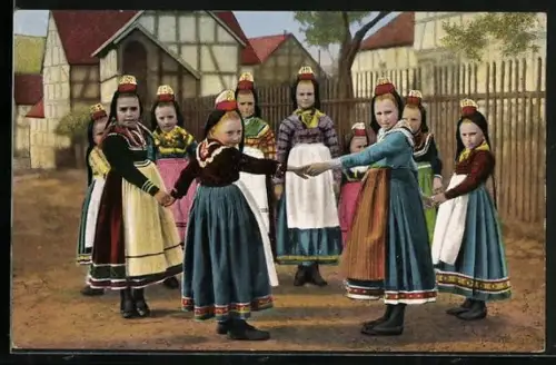 AK Mädchen in hessischer Tracht beim Ringelreihen
