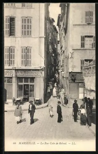 AK Marseille, La rue coin de Reboul