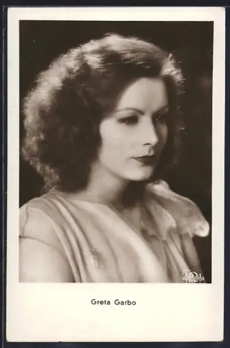 AK Schauspielerin Portrait Greta Garbo