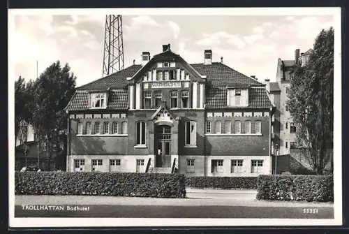 AK Trollhättan, Badhuset