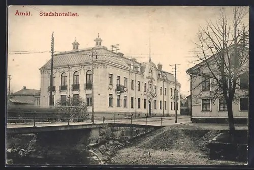 AK Amal, Stadshotellet