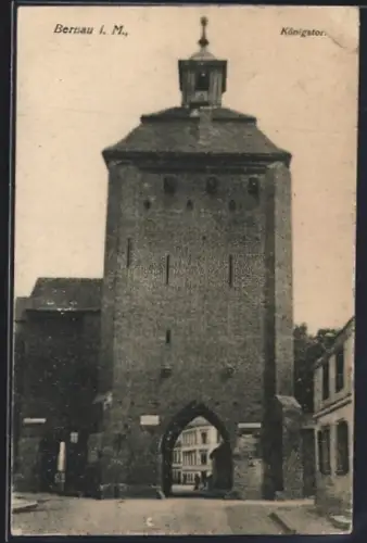 AK Bernau i. M., Königstor mit Strassenpartie