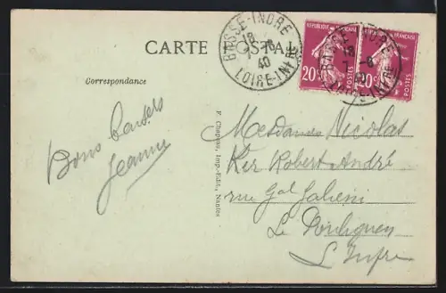 AK Haute-Indre /Loire-Inf, Vue générale des maisons et des champs verdoyants