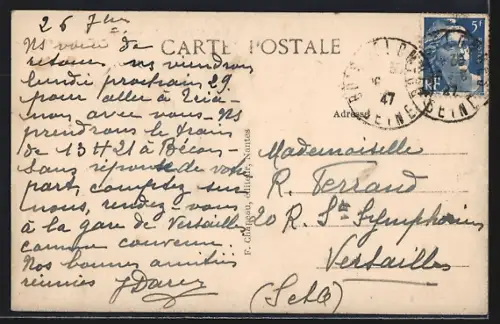 AK Châteaubriant, Cour du Château, Côté des Ruines