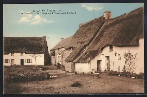 AK La Brière /S.-Inf., Les Chaumières du Village du Félon en Saint-Lyphard