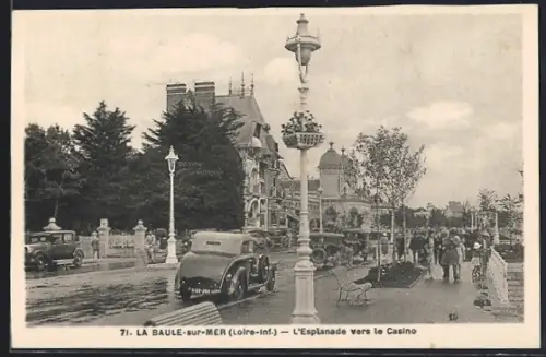AK La Baule-sur-Mer /Loire-Inf., L`Esplanade vers le Casino