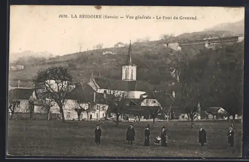 AK La Bridoire /Savoie, Vue générale, Le Pont du Grenand