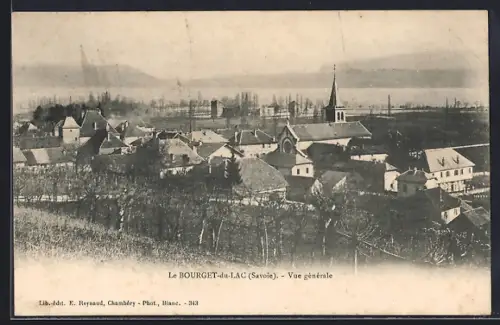 AK Le Bourget-du-Lac /Savoie, Vue générale du village avec église et paysage environnant
