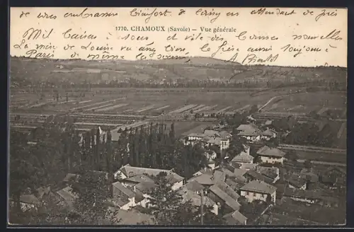 AK Chamoux /Savoie, Vue générale du village et des champs environnants