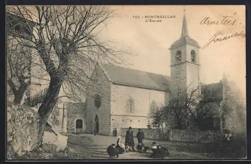 AK Montmeillan, L`Église et scène de rue animée