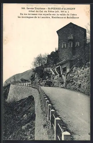 AK St-Pierre-d`Albigny, Hôtel du Col du Frêne avec vue sur la vallée de l`Isère et les montagnes de la Lauzière