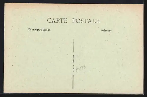 AK Chambéry, Monument des Savoyards morts pour la Patrie et Entrée de la Caserne Curial