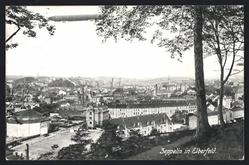 AK Elberfeld, Zeppeling fliegt über der ortshaft