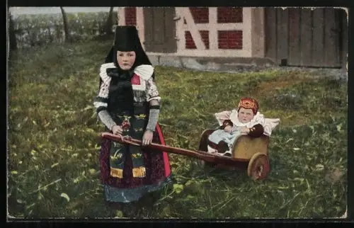AK Volstrachten aus Schaumburg-Lippe, Kinder