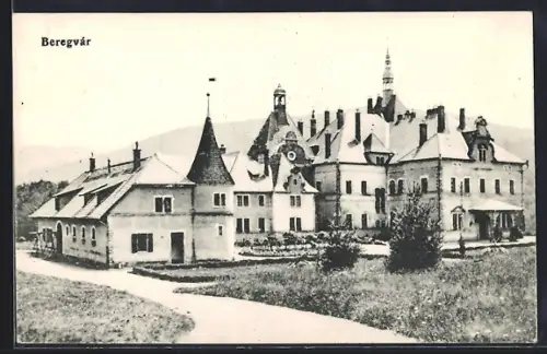 AK Beregvár, Schloss