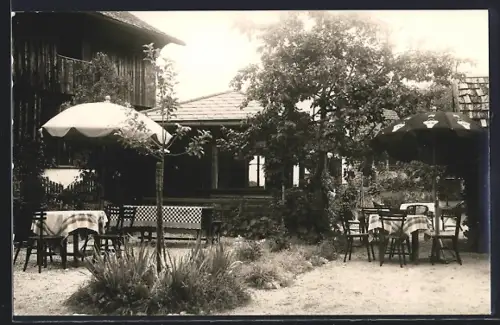 AK Öblarn, Aussenbereich eines Gasthauses