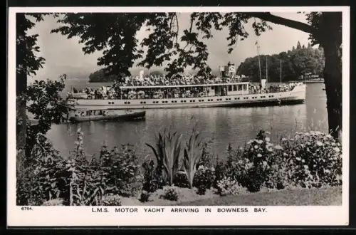 AK Bowness Bay, L.M.S. Motor Yacht arriving in Bowness Bay