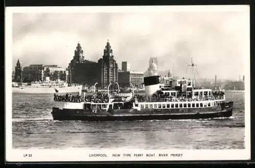 AK Liverpool, River Mersey, New type ferry boat Leasowe, The Royal Liver Building