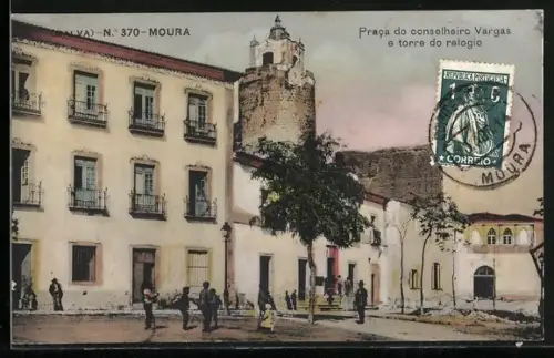 AK Moura, Praca do conselheiro Vargas e torre do relogio