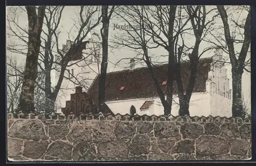 AK Hvedstrup, Kirke
