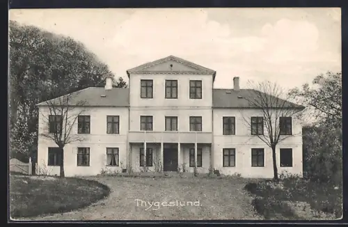 AK Thygeslund, Anwesen mit Garten