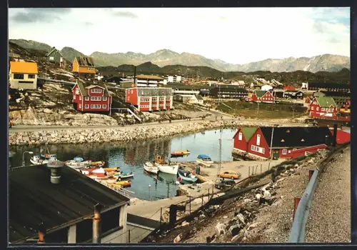 AK Frederikshab, Udsigt over del af lystbadehavnen