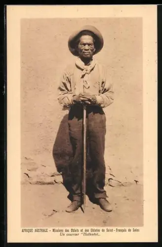 AK afrikanische Volkstypen, Un courrier Hottentot, Mann mit Hut und Gehstock