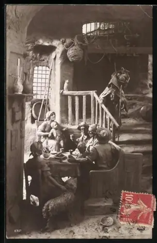 Künstler-AK Domenico Mastroianni: Familie am Tisch und Weihnachtsmann an der Treppe, Weihnachtsgruss