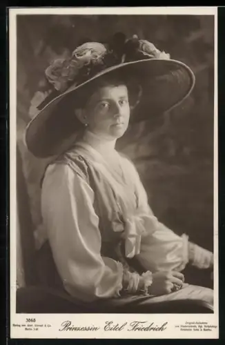 AK Prinzessin Eitel Friedrich von Preussen mit opulentem Hut