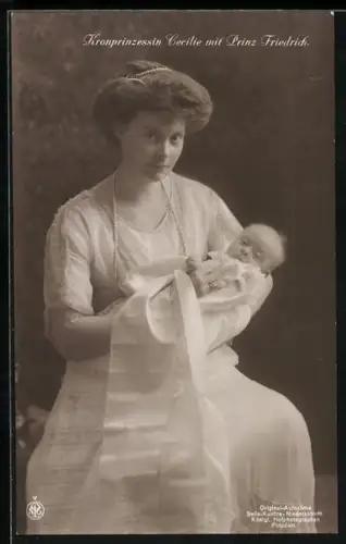 AK Kronprinzessin Cecilie von Preussen mit Prinz Friedrich Georg