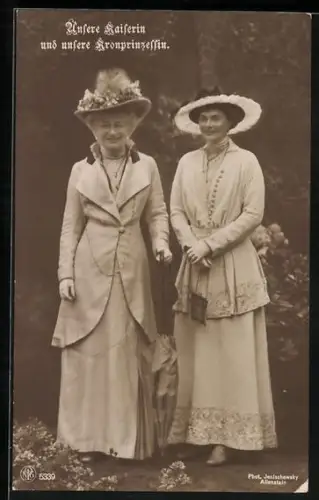 AK Kaiserin Auguste Victoria und Kronprinzessin Cecilie mit Hüten