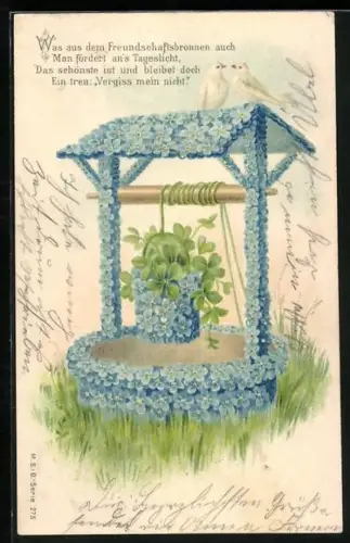 Relief-AK Brunnen aus Vergissmeinnicht mit einem Eimer voller Kleeblätter, Blumenbild