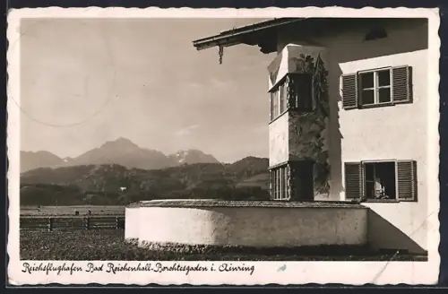 AK Reichenhall-Berchtesgaden, Gaststätte des Flughafens M. Höhne, Blick gegen Staufen u. Zwiesel