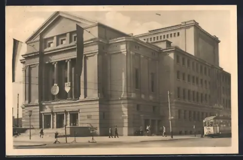 AK Magdeburg, Maxim-Gorki-Theater, Strassenbahn