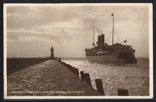 AK Sassnitz auf Rügen, Ankunft d. Fährschiffes Deutschland