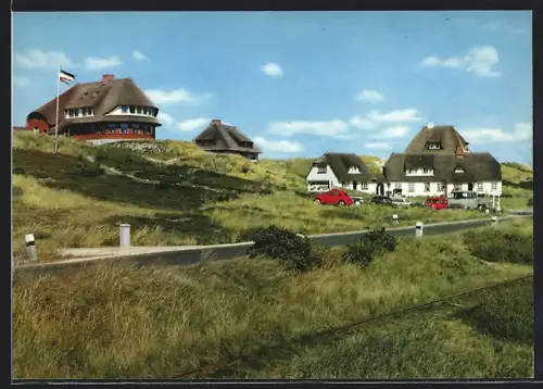 AK Rantum auf Sylt, Reetdachhäuser in den Dünen