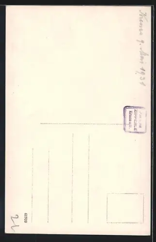 AK Krems a. d. Donau, Strassenpartie mit Steinertor