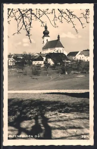 AK Altenfelden /O.Ö., Ortspartie mit Kirche