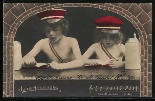 AK Heidelberg, Kinder mit Studentenmütze beim Lesen, studentische Szene