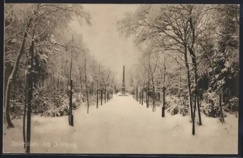 AK Herning, Säulendenkmal im Winter, Weihnachtsgruss