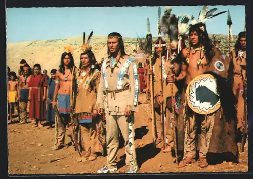 AK Schauspieler Pierre Brice in Winnetou