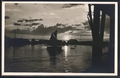 AK Kotka, Sonnenuntergang in der Schären