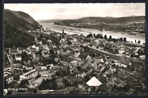 AK Brohl a. Rhein, Ortsansicht mit Rhein und Kirche