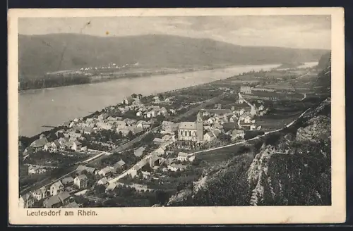AK Leutesdorf am Rhein, Ortsansicht mit Rhein
