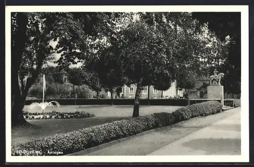 AK Bendorf /Rh., Anlagen, Brunnen, Denkmal
