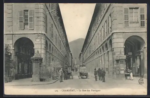 AK Chambéry, La Rue des Portiques