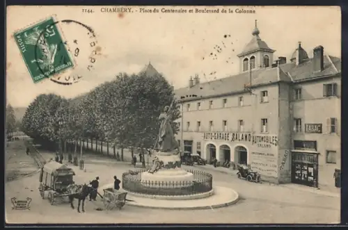 AK Chambéry, Place du Centenaire et Boulevard de la Colonne avec statue et calèches