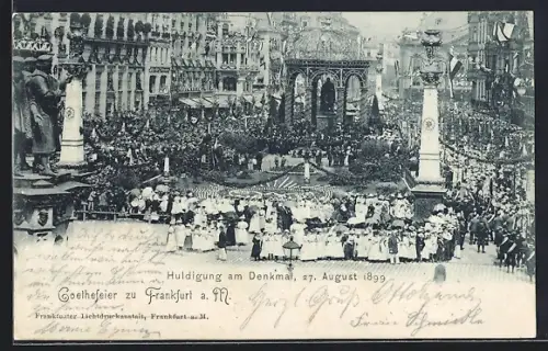 AK Frankfurt a. M., Goethefeier 1899 auf dem Goetheplatz, Huldigung am Denkmal