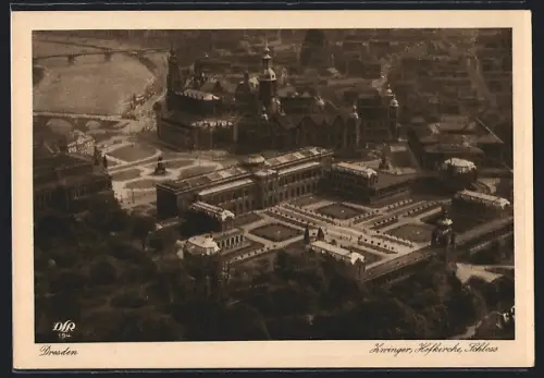 AK Dresden, Zwinger, Hofkirche, Schloss, Fliegeraufnahme