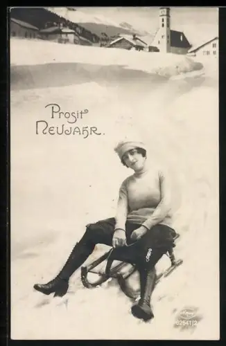 AK Prosit Neujahr, Dame auf Schlitten